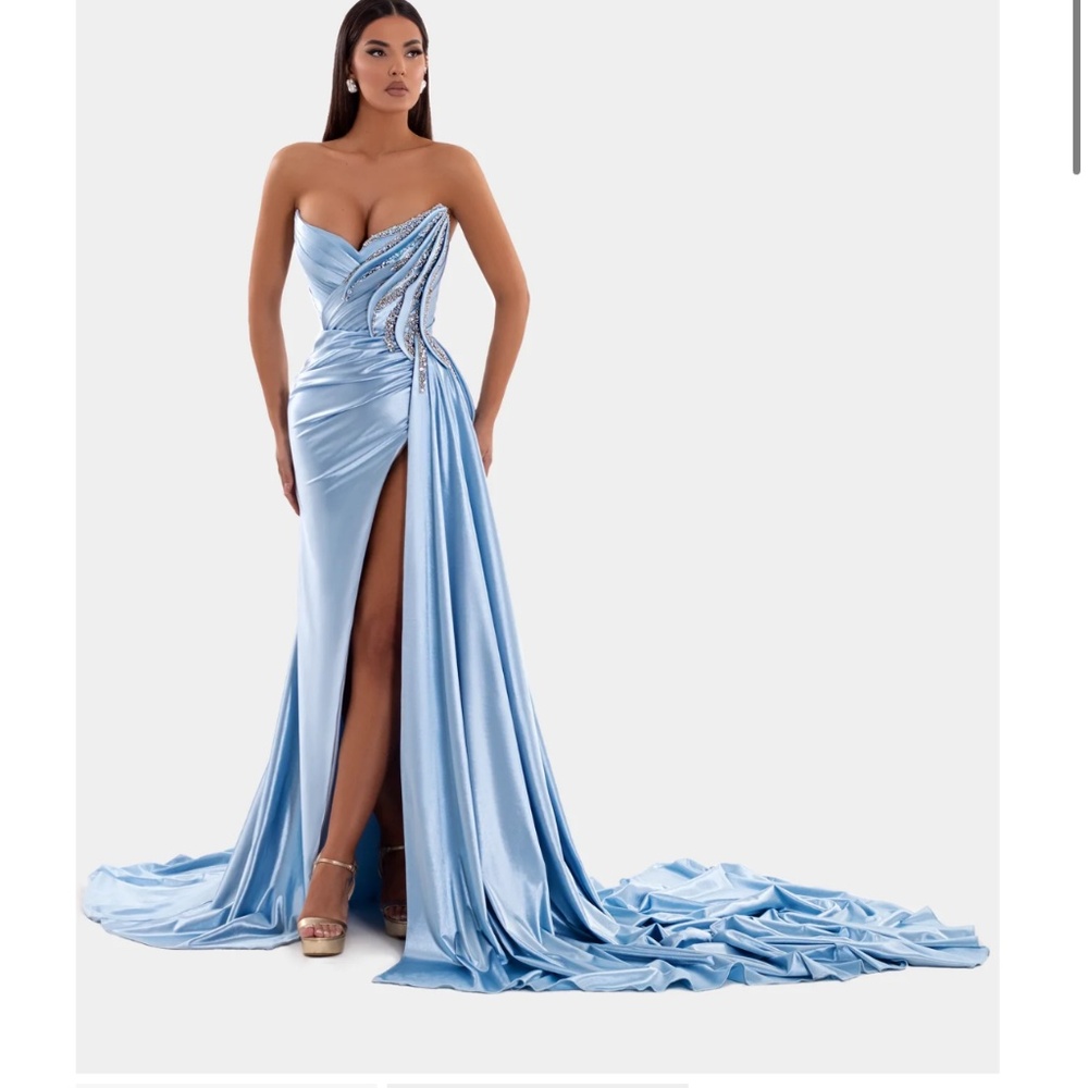 Albina Dyla Strapless Light Blue Satin Evening Dress with Side Slit